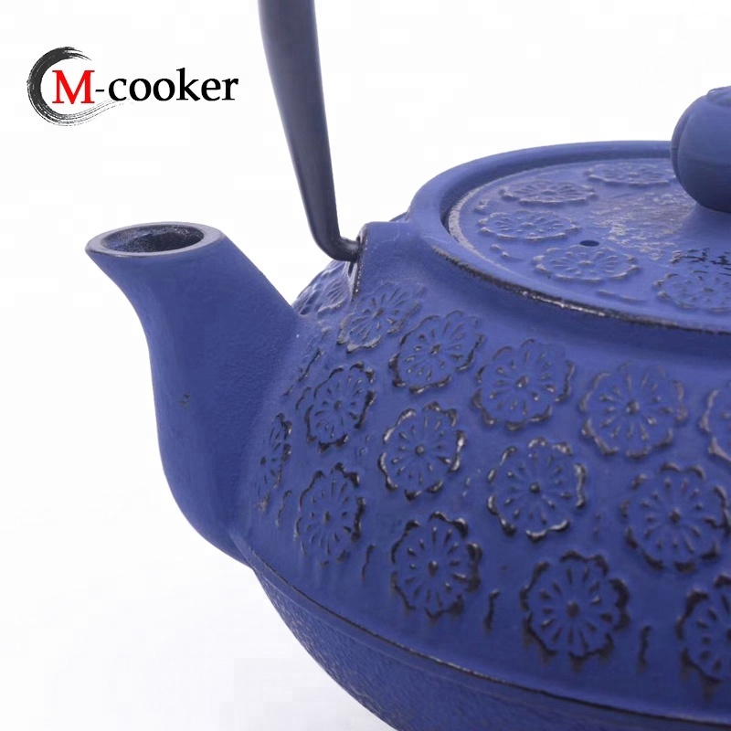 Popluar style cast iron teapot and enameled inner coating